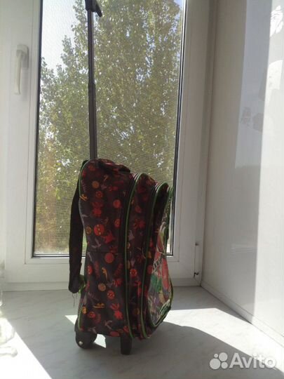 Рюкзак - тележка (на колесах)