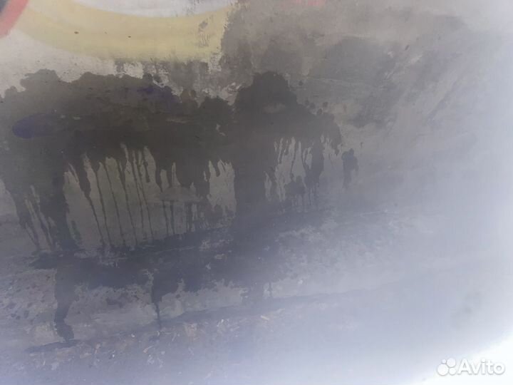 Картина обосаная стина