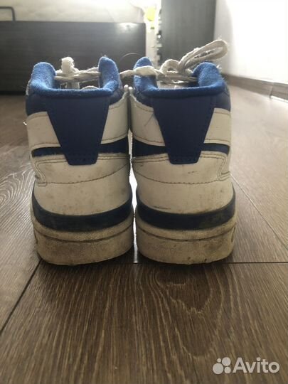 Кроссовки adidas