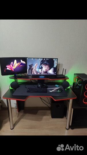 Компьютерный стол