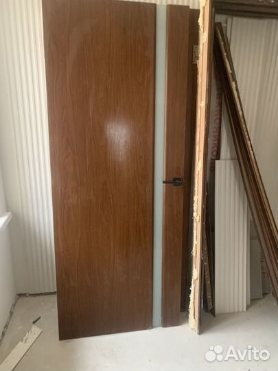 Межкомнатные двери бу с коробкой 3 штуки