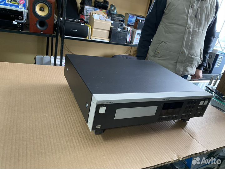 CD плеер ReVox C-221