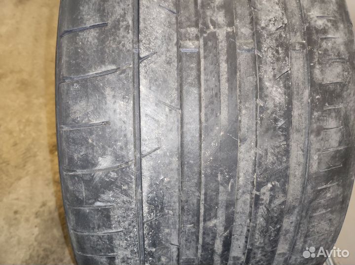 Dunlop SP Sport Maxx 275/40 R20 и 315/35 R20