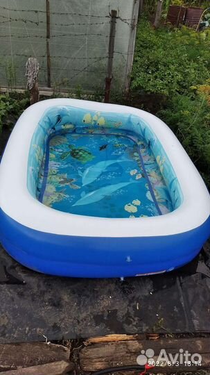 Детский надувной бассейн