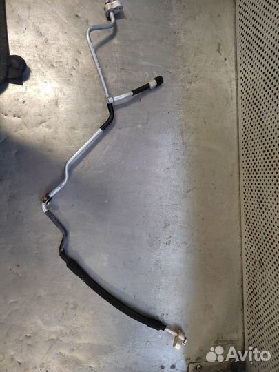 Трубка кондиционера Touareg 7L6820750P