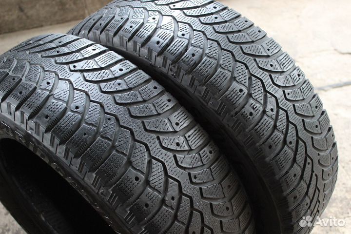 Bridgestone Blizzak Spike-01 205/65 R16 95T