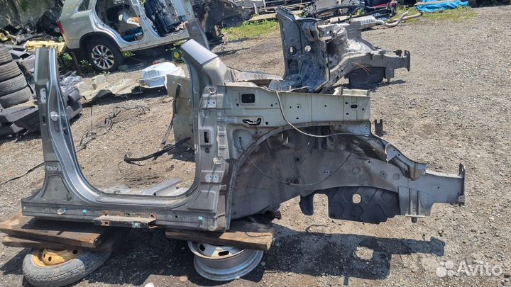 Лонжерон передний правый Kia SorentoXM