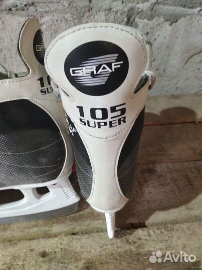 Коньки хоккейные