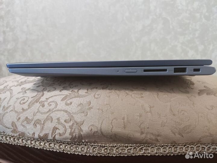 Lenovo yoga 530-14ikb i3-7130U/8Gb/256Gb