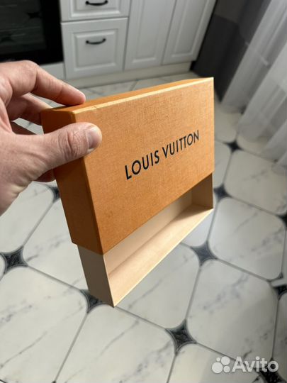 Подарочные коробки Louis Vuitton