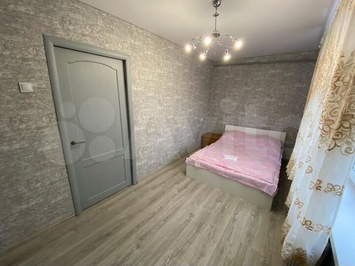 2-к. квартира, 57 м², 4/4 эт.