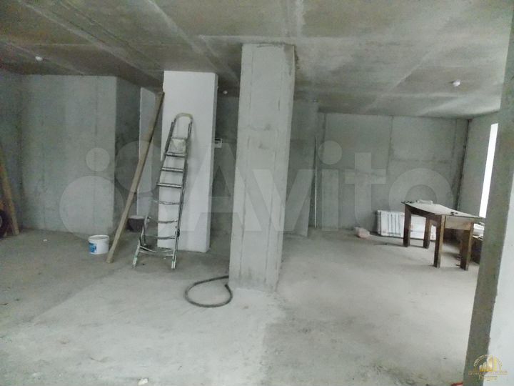 Свободного назначения, 90 м²