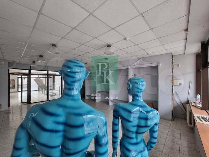 Помещение 47,2 м2 в ТЦ на Очаковцев