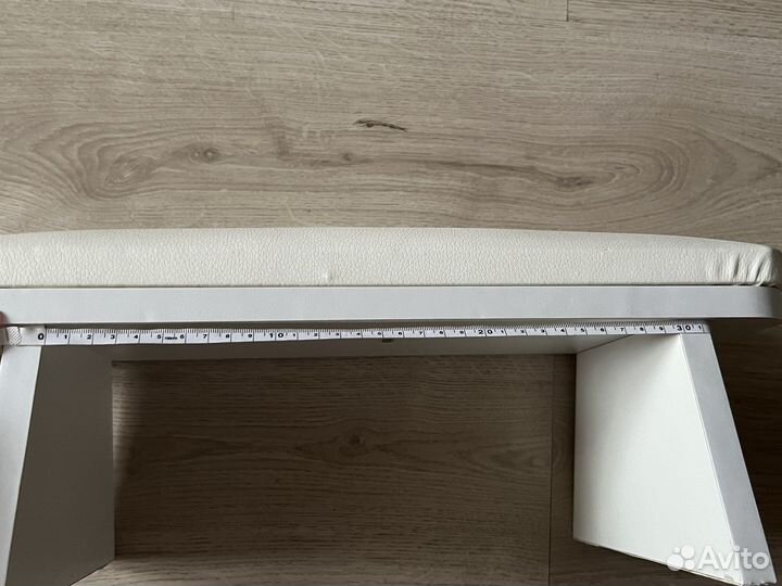 Маникюрная подставка для рук