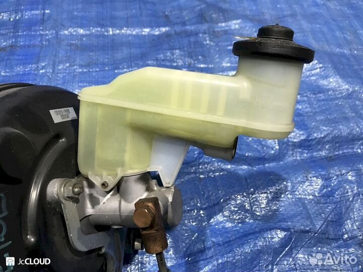 Главный тормозной цилиндр на toyota corolla fielde