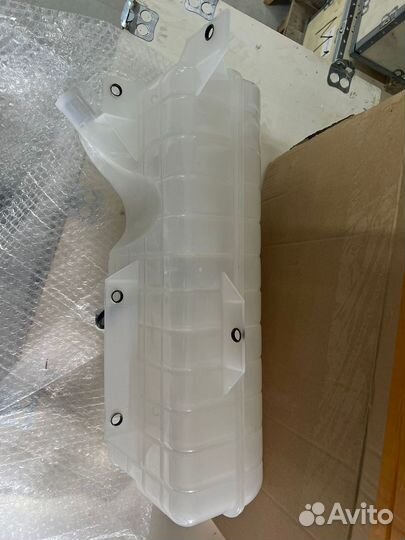 Бачок расширительный volvo VNL