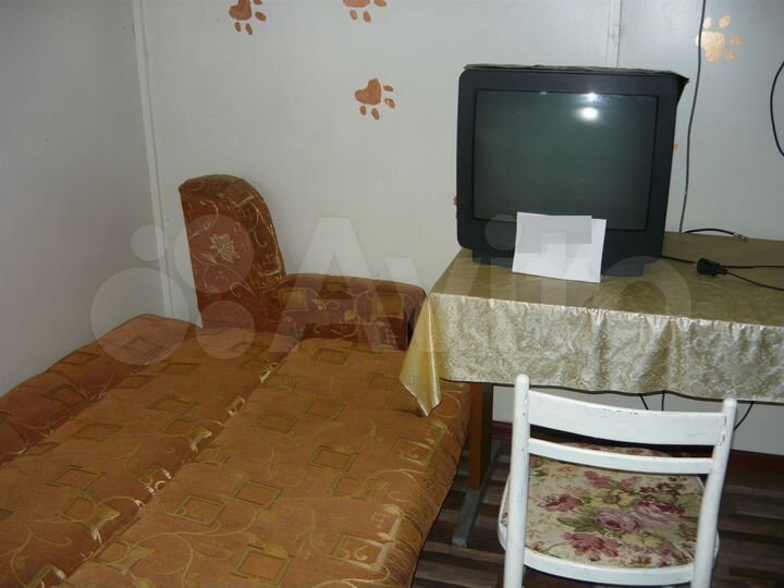 Дом 25 м² на участке 8 сот.