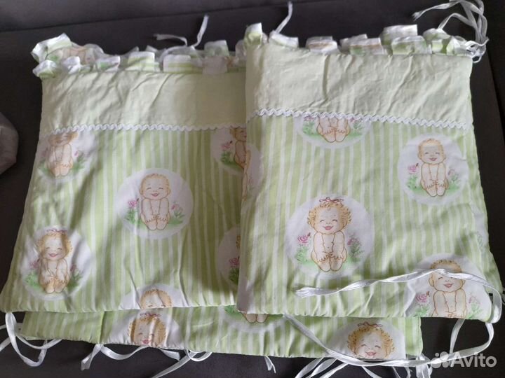 Бортики в кроватку