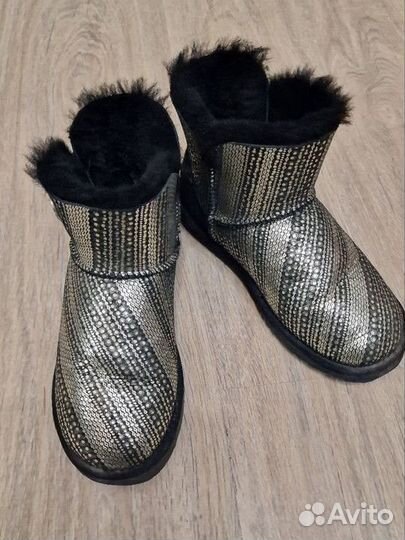 Угги натуральные 38,5 с лазерной обработкой кожи