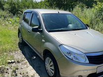 Renault Sandero 1.4 MT, 2014, 198 000 км, с пробегом, цена 580 000 руб.