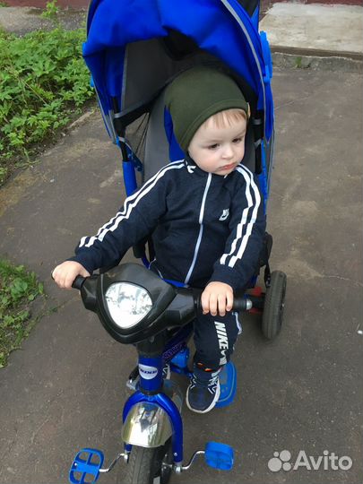 Детский велосипед с ручкой