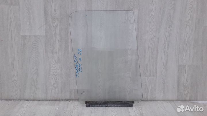 Стекло двери передней правой №28 Ford Transit 2006