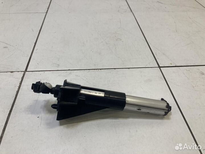 Форсунка омывателя фары Citroen DS5 K