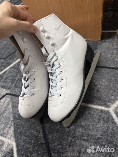 Коньки фигурные