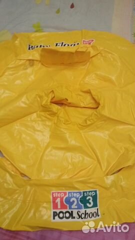 Круг для плавания со спинкой