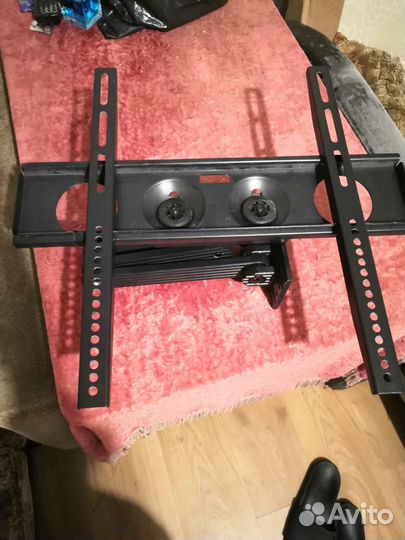 Кронштейн для телевизора на стену