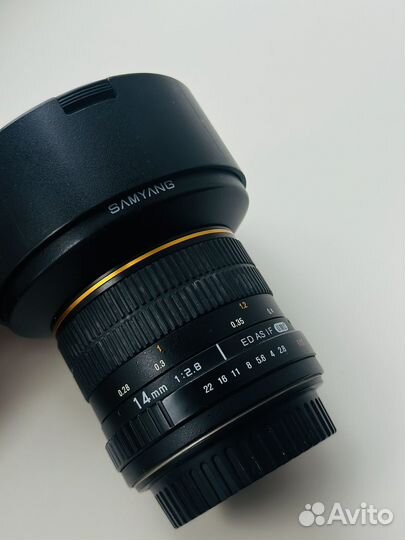 Объектив samyang