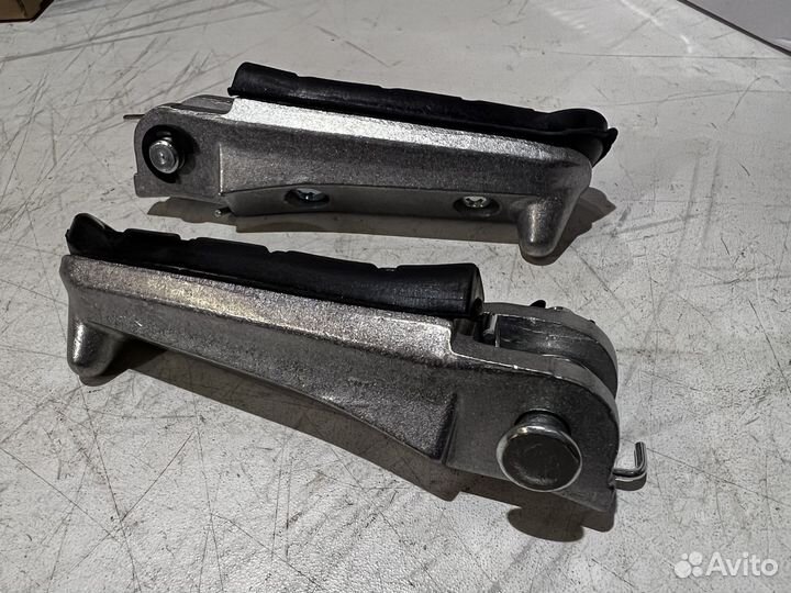 Подножки передние Honda CB CB400 vtec CB1300