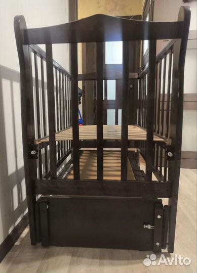 Детская кроватка с 778 