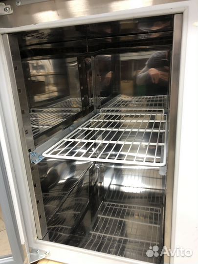 Холодильный стол