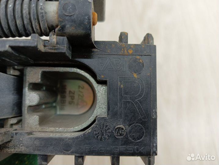 Ручка двери наружная передняя правая Nissan