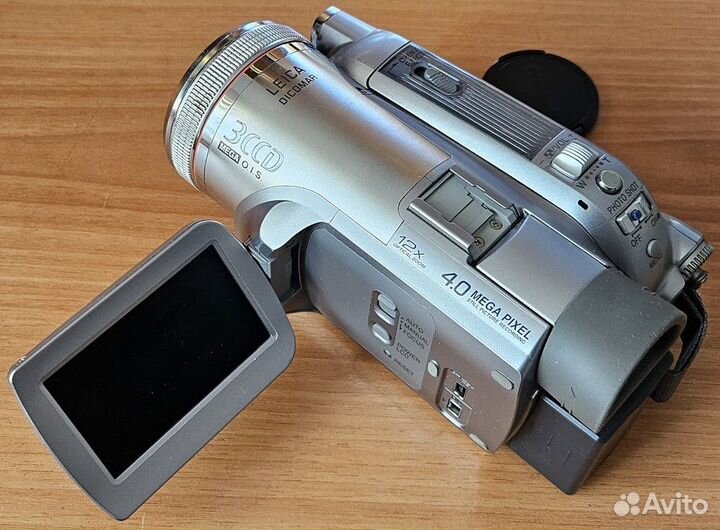 Видеокамера Panasonic NV-GS500