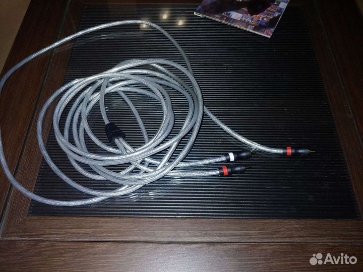 Кабель Eagle Cable High Standard Y-Sub 2xRCA - RCA