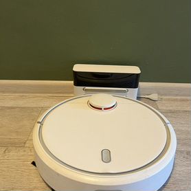 Робот-пылесос Xiaomi Mi Robot Vacuum EU SKV4022GL