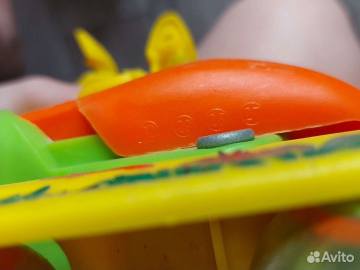 Роликовые коньки