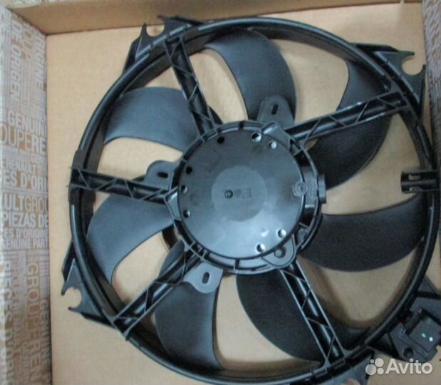 Вентилятор охлаждения Renault Megane III /Fluence
