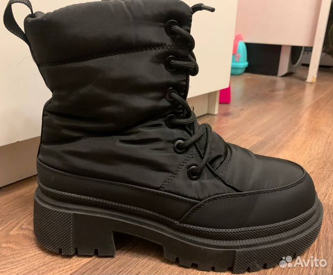 Ботинки зимние женские 38