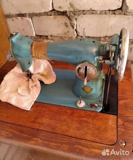 Швейная машина