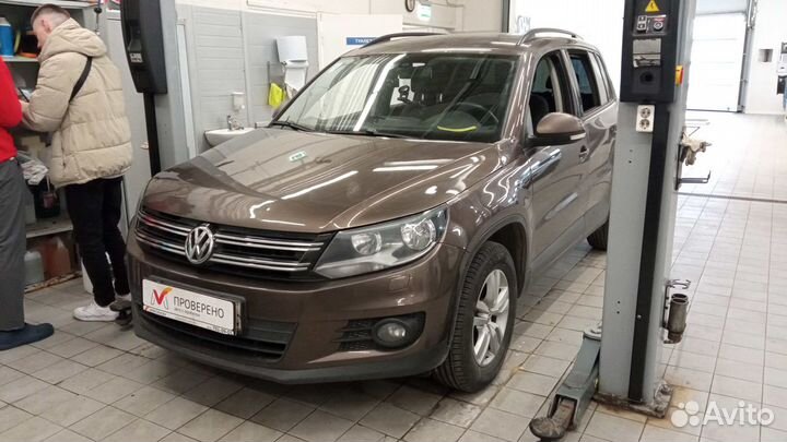 Volkswagen Tiguan 1.4 AMT, 2014, 193 188 км