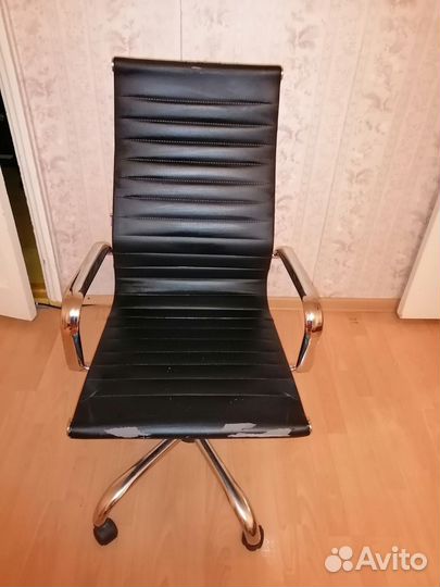 Компьютерное кресло