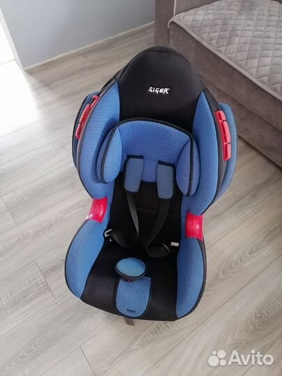 Детское автомобильное кресло