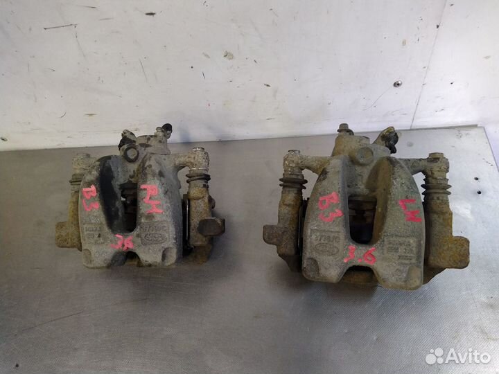 Суппорт задний 3,6 дизель Range Rover Vogue 3