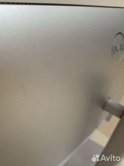 Монитор Dell u2722d 27