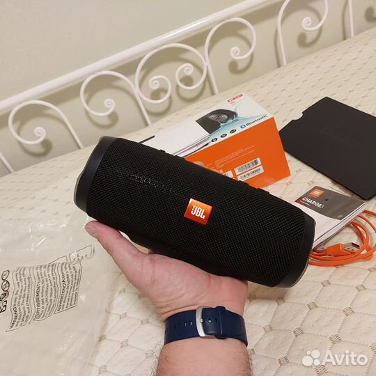 Колонка jbl charge 3