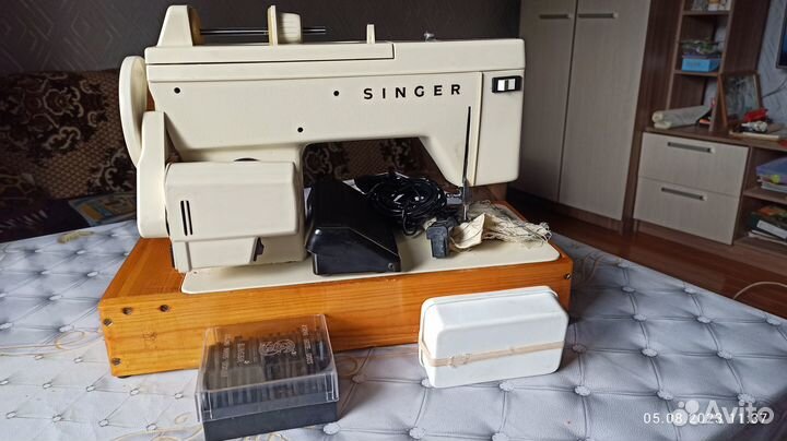 Швейная машинка зингер