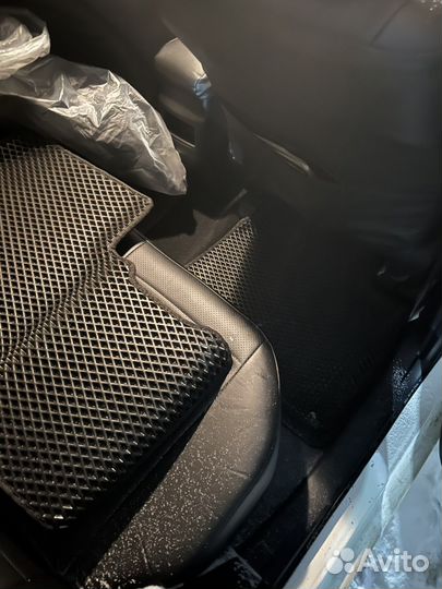 Автомобильные коврики toyota corolla